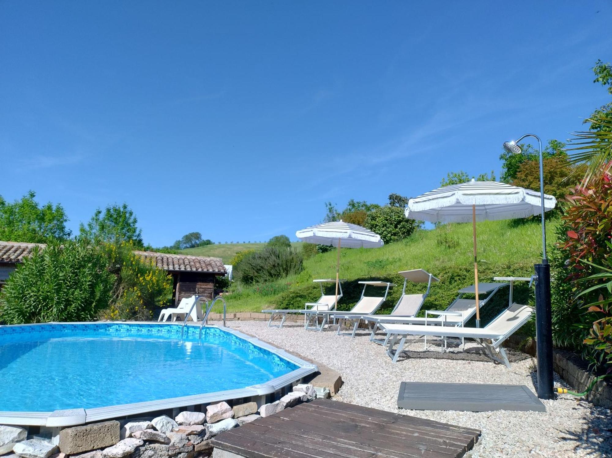 Rosa Nel Pozzo Apartments And B&B San Pietro  Εξωτερικό φωτογραφία