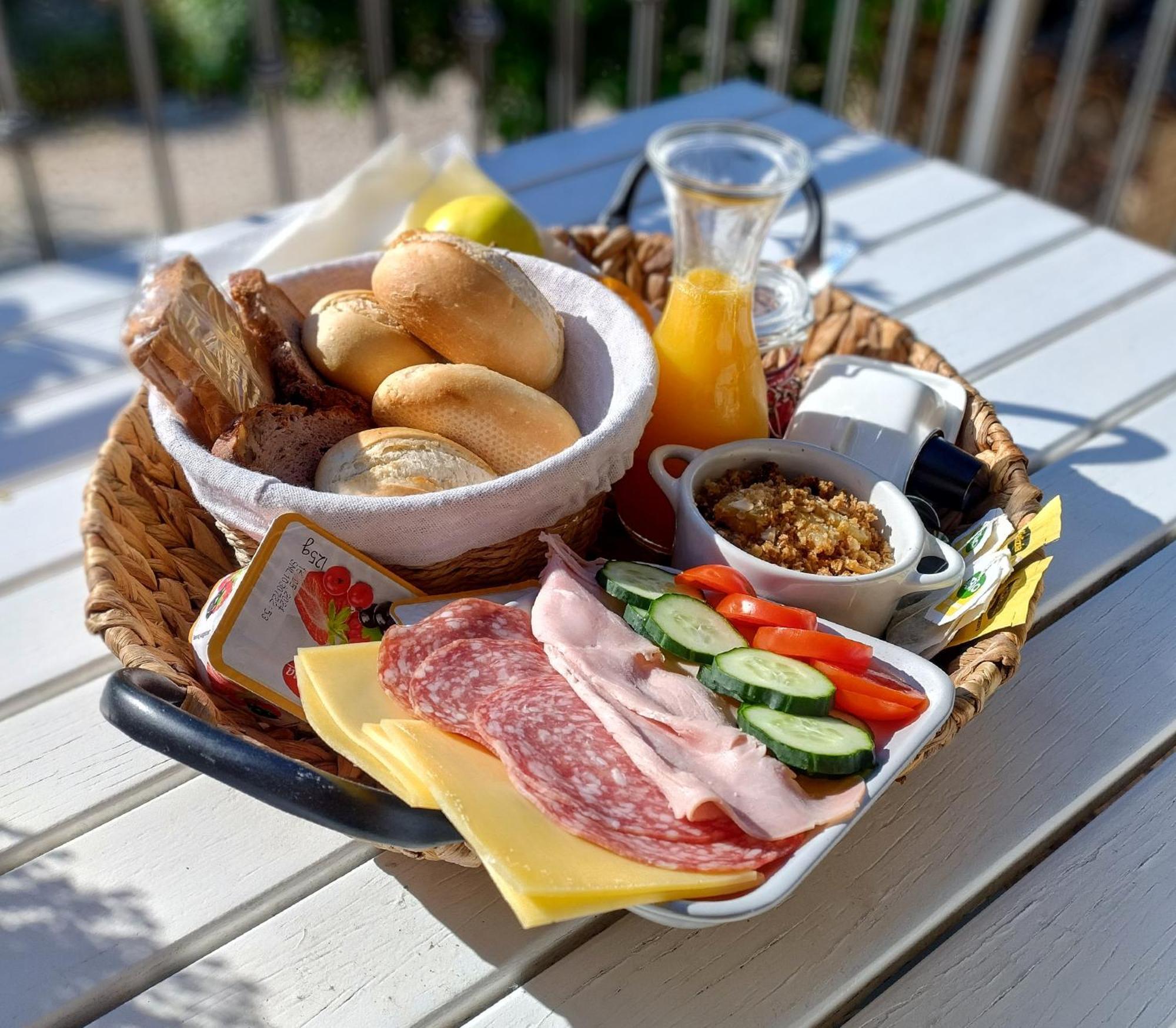 Rosa Nel Pozzo Apartments And B&B San Pietro  Εξωτερικό φωτογραφία