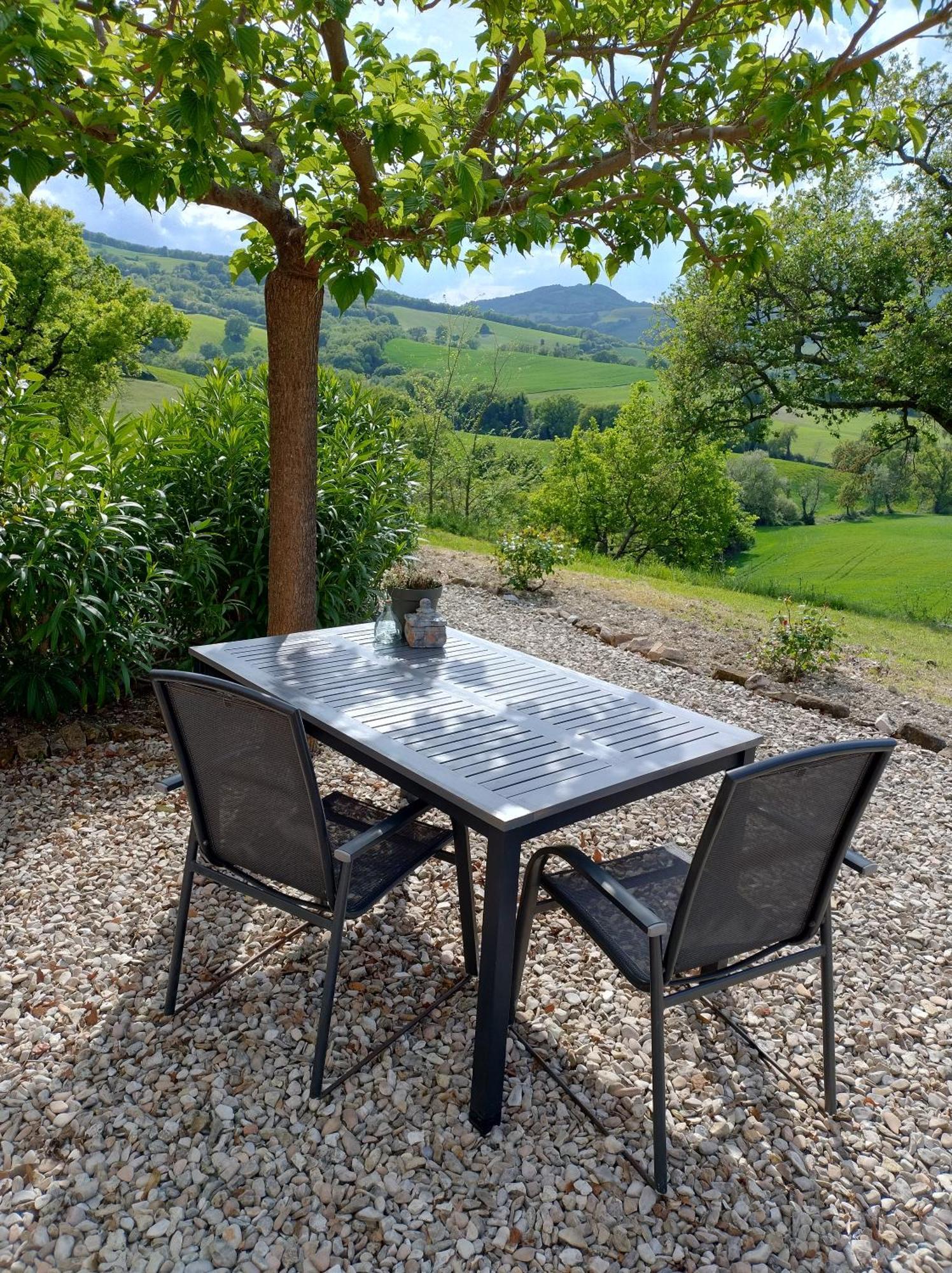 Rosa Nel Pozzo Apartments And B&B San Pietro  Εξωτερικό φωτογραφία